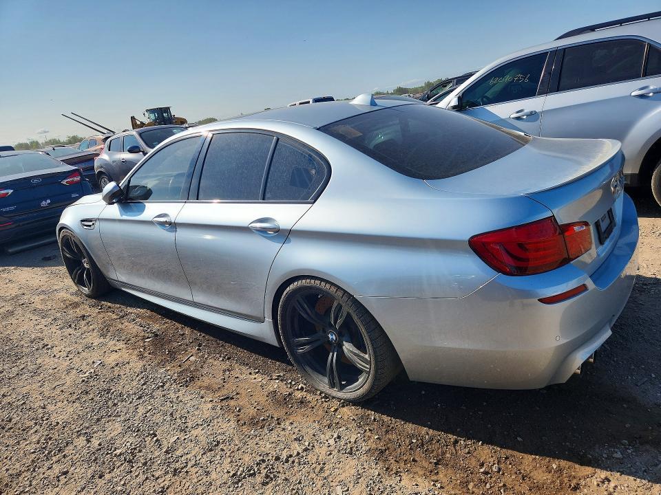2013 BMW M5 — Фото 2 из 12