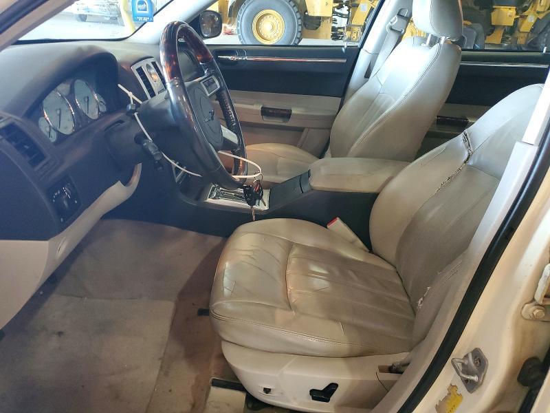 2007 CHRYSLER 300C — Фото 7 из 12