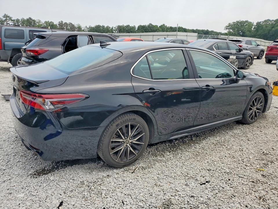 2024 TOYOTA CAMRY SE — Фото 3 из 12