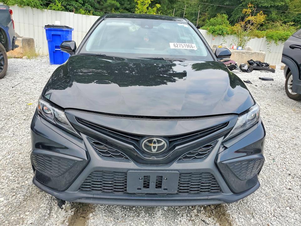 2024 TOYOTA CAMRY SE — Фото 5 из 12