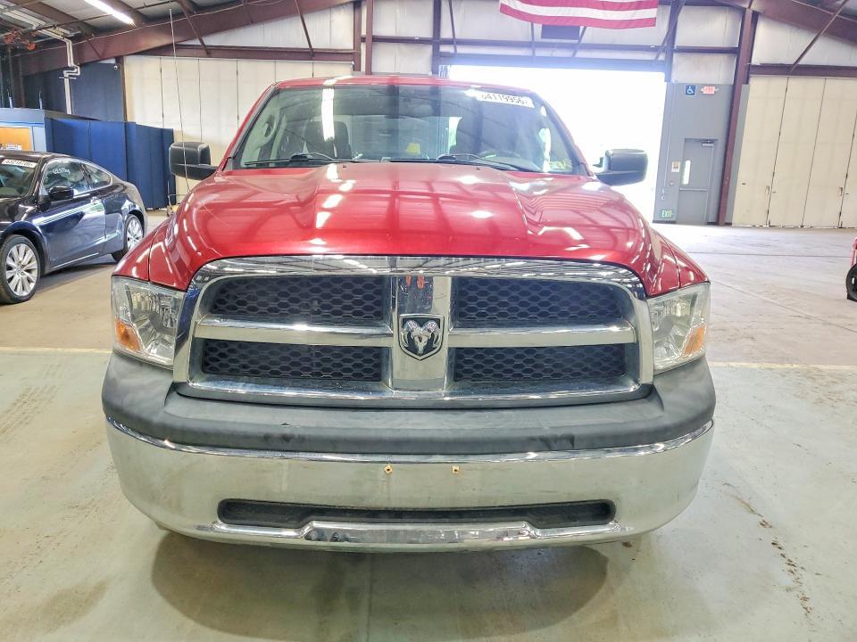 2010 DODGE RAM 1500 — Фото 5 из 12