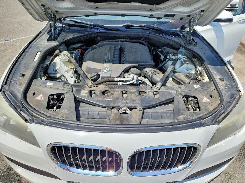 WBAYA6C50DD143813 2013 BMW 740 photo no. 11