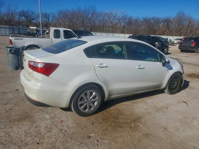 2016 KIA RIO LX — Фото 3 из 12