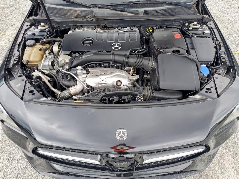 2020 MERCEDES-BENZ CLA 250 — Фото 11 из 12