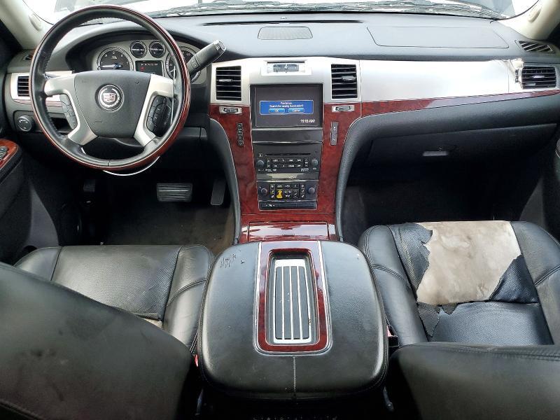 2013 CADILLAC ESCALADE LUXURY — Фото 8 из 13