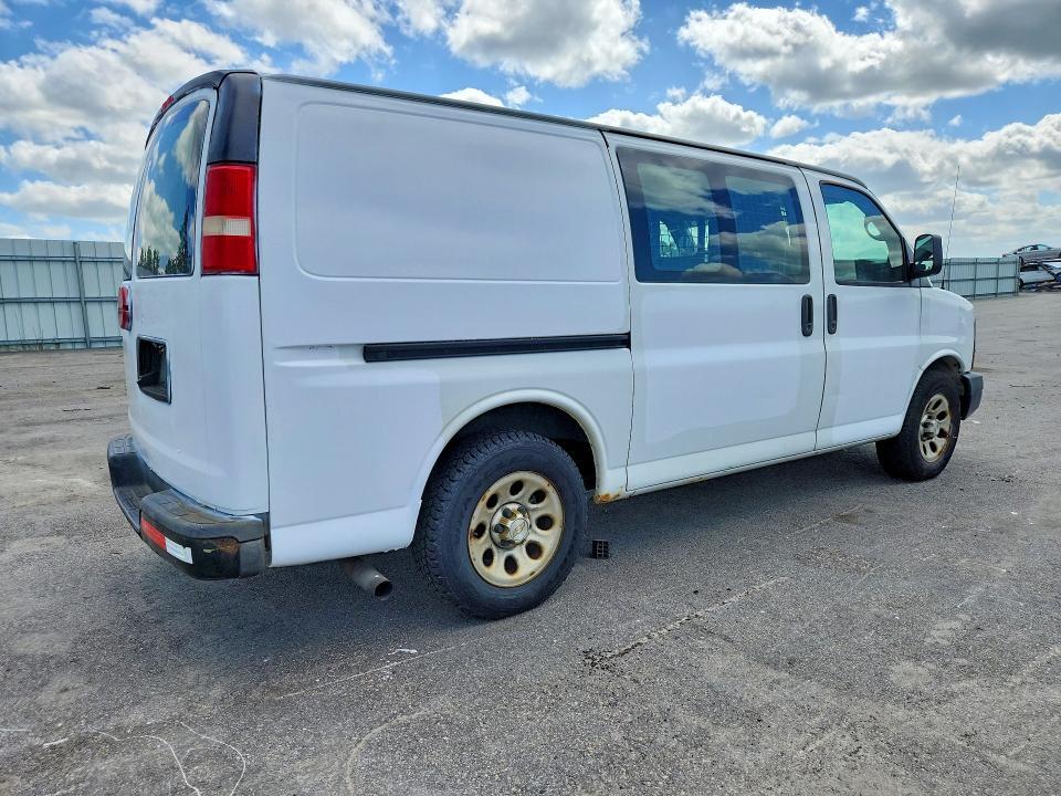 2013 CHEVROLET EXPRESS G1500 — Фото 3 из 13