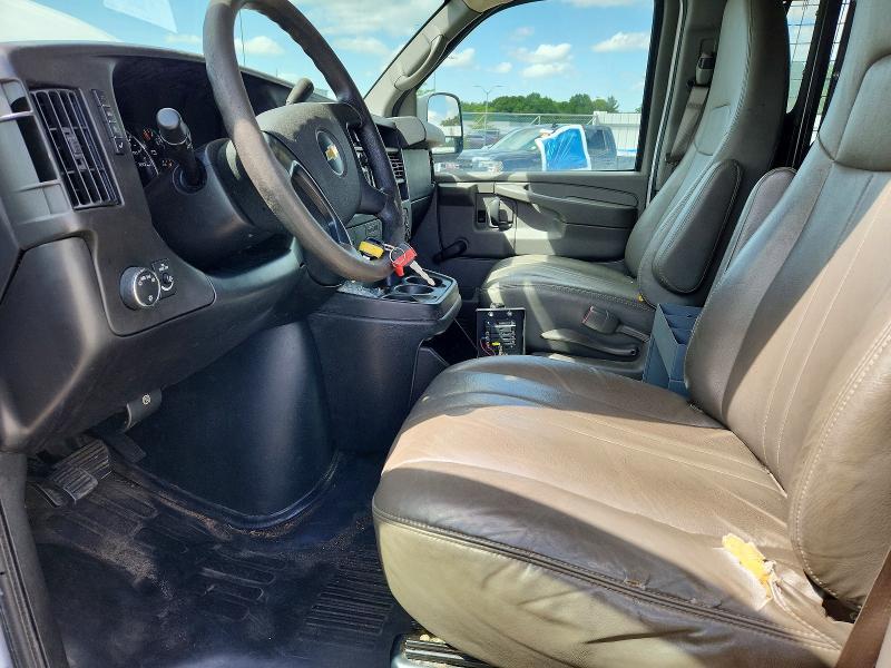2013 CHEVROLET EXPRESS G1500 — Фото 7 из 13