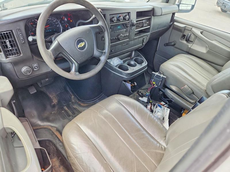 2013 CHEVROLET EXPRESS G1500 — Фото 8 из 13