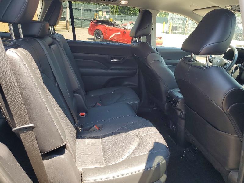 5TDAAAB54RS043282 2024 TOYOTA GRAND HIGHLANDER photo no. 11