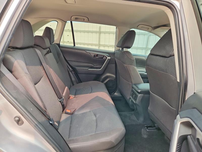 2024 TOYOTA RAV4 LE — Фото 11 из 13