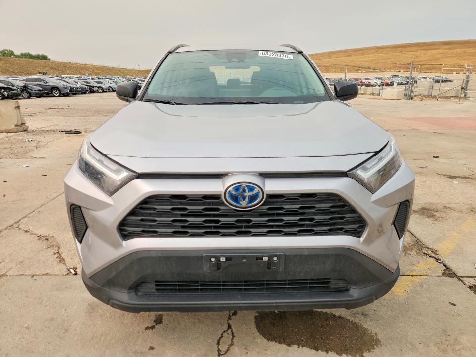 2024 TOYOTA RAV4 LE — Фото 5 из 13