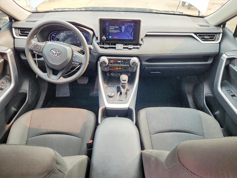 2024 TOYOTA RAV4 LE — Фото 8 из 13
