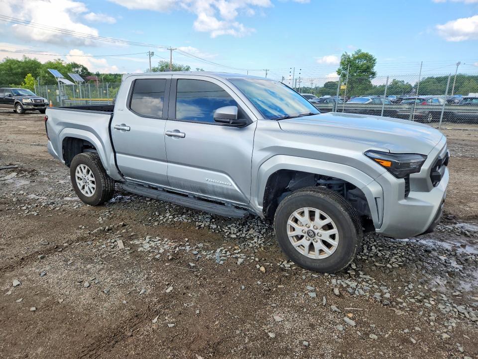 2024 TOYOTA TACOMA SR5 — Фото 4 из 12