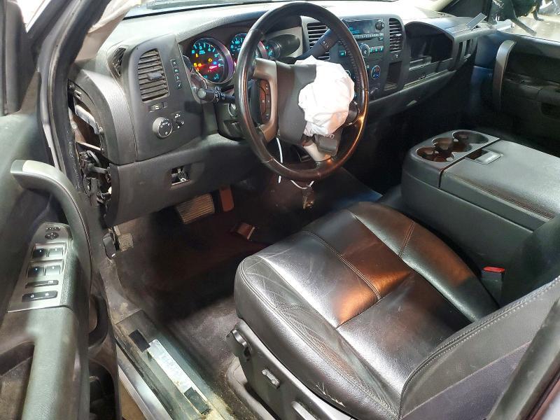 2013 CHEVROLET SILVERADO K1500 LT — Фото 8 из 13