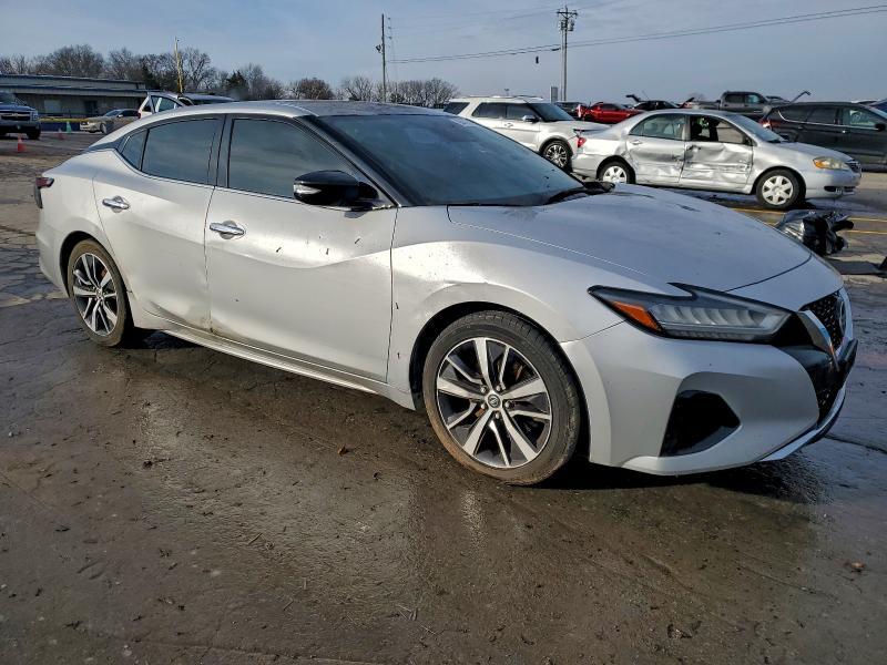 2020 NISSAN MAXIMA 3.5 SV — Фото 4 из 13
