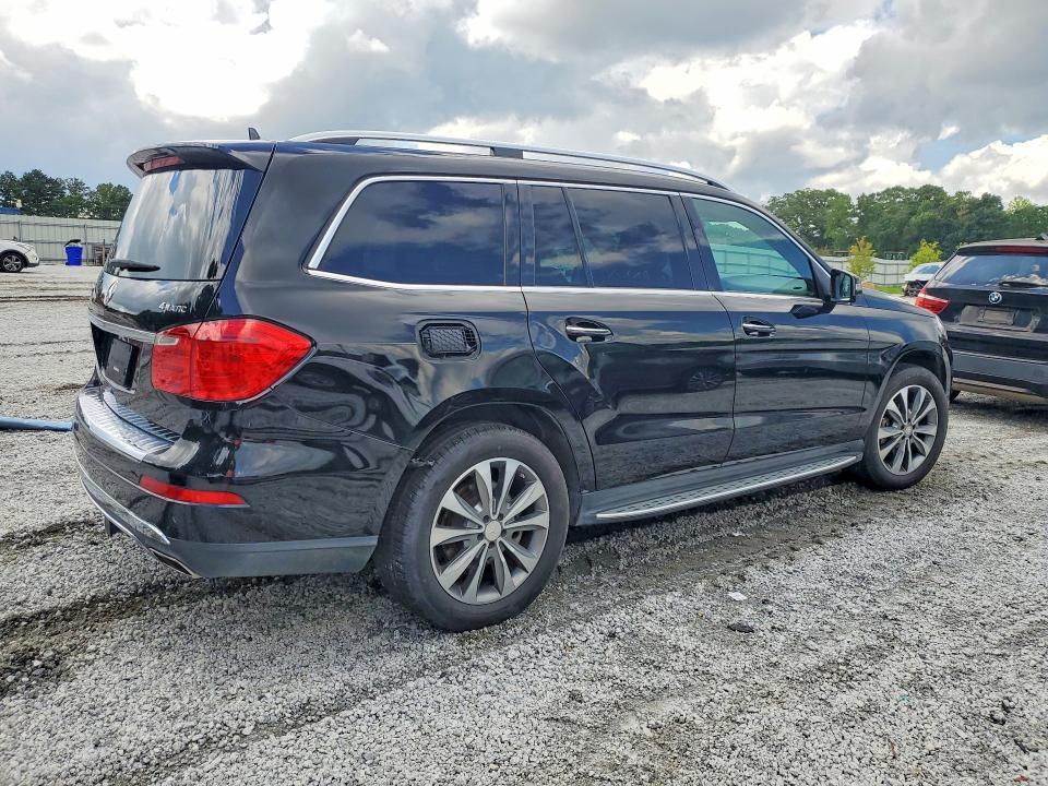 2016 MERCEDES-BENZ GL 450 4MATIC — Фото 3 из 13