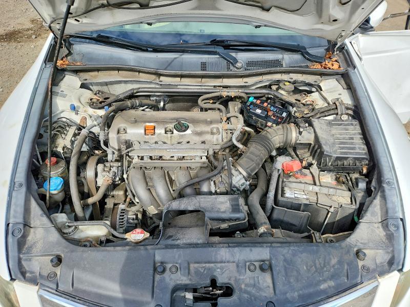 1HGCP2F84AA104697 2010 HONDA ACCORD photo no. 11