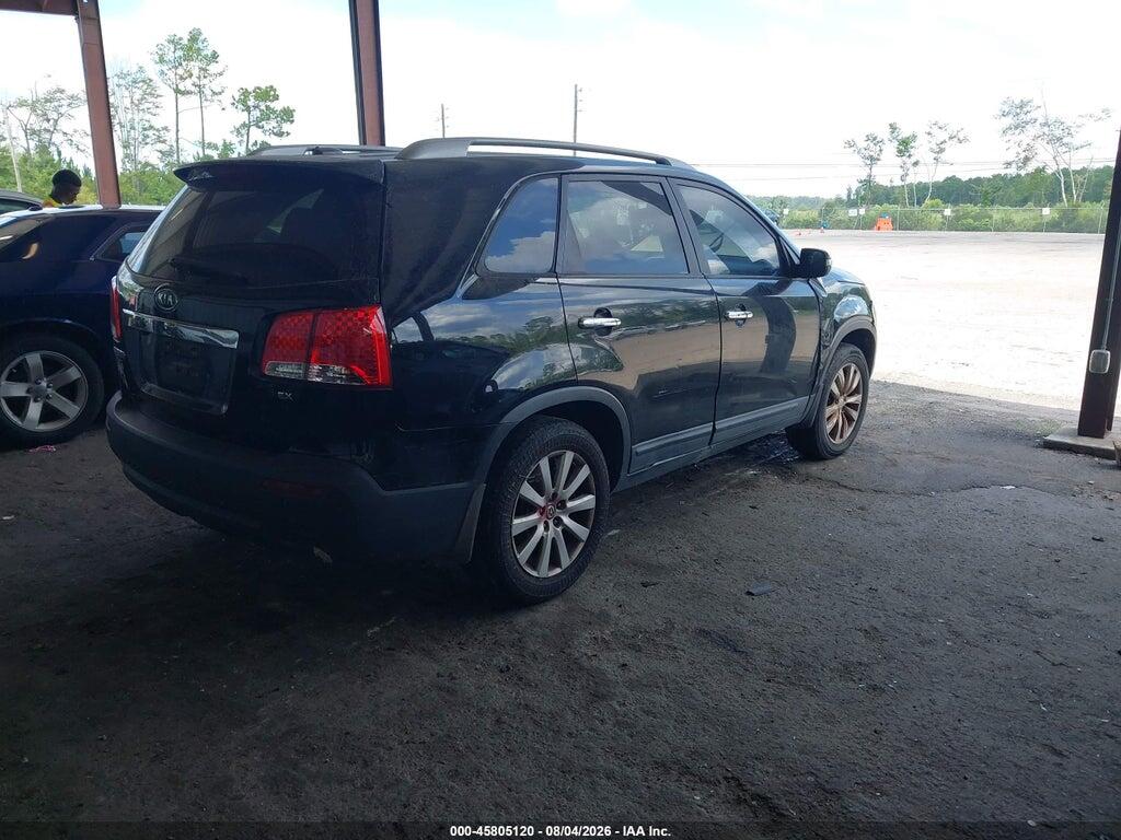 5XYKU4A10BG178564 2011 KIA SORENTO photo no. 4