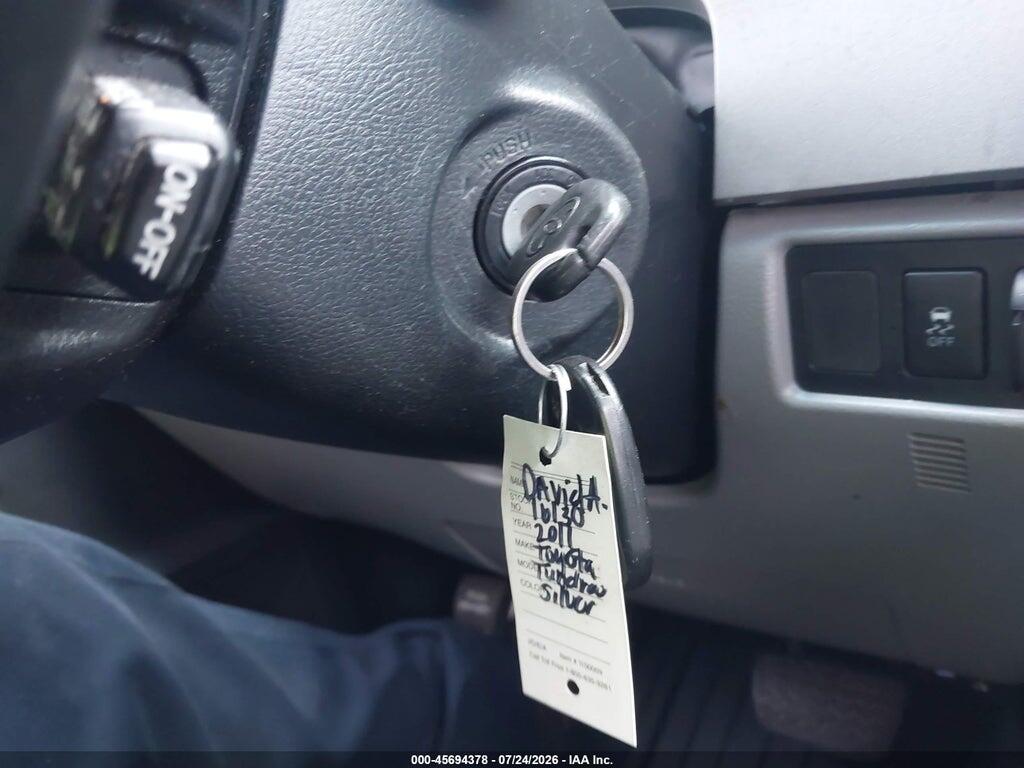 5TFRM5F10BX027508 2011 TOYOTA TUNDRA photo no. 11