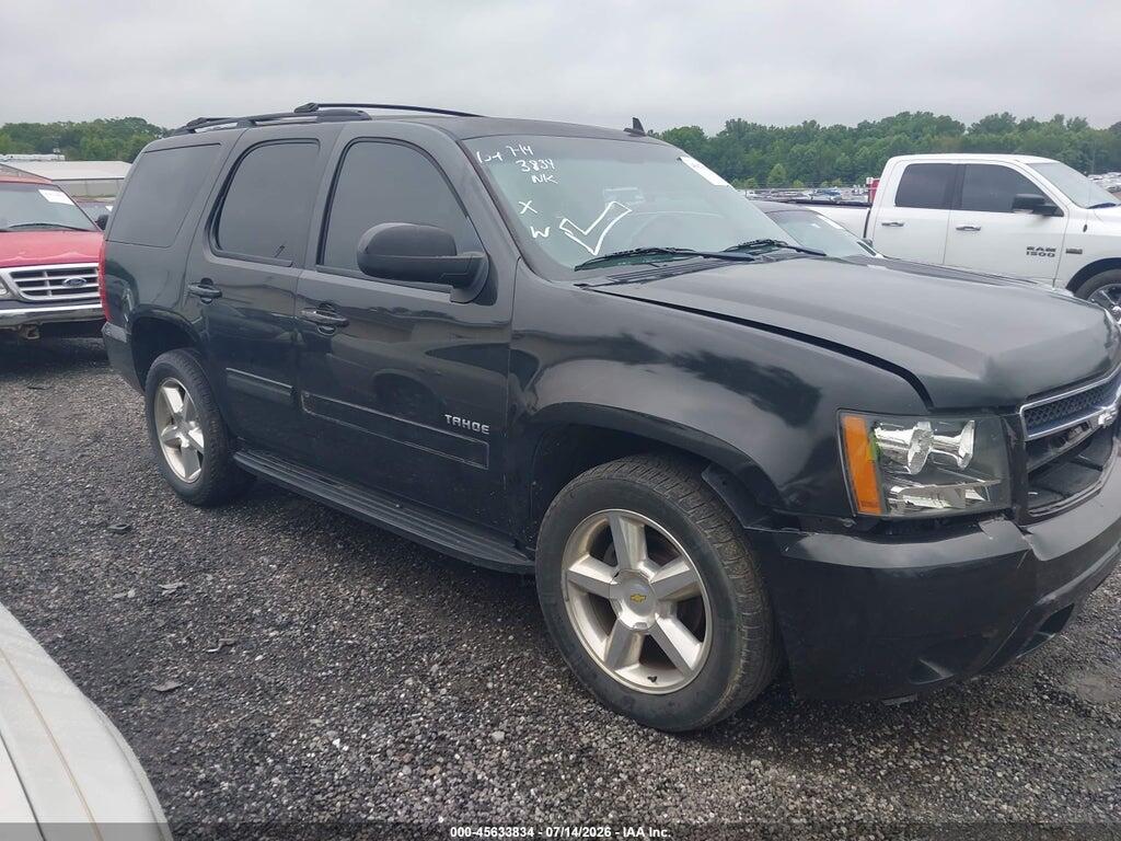 1GNSCAE00BR180147 2011 CHEVROLET TAHOE photo no. 1