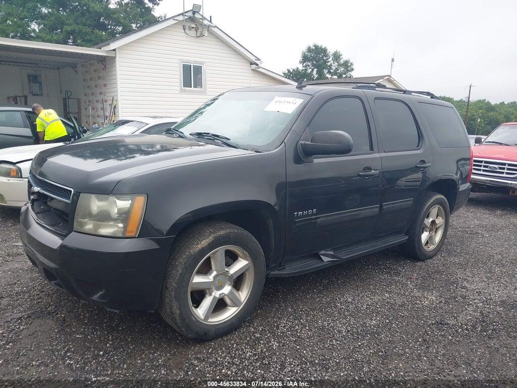 1GNSCAE00BR180147 2011 CHEVROLET TAHOE photo no. 2