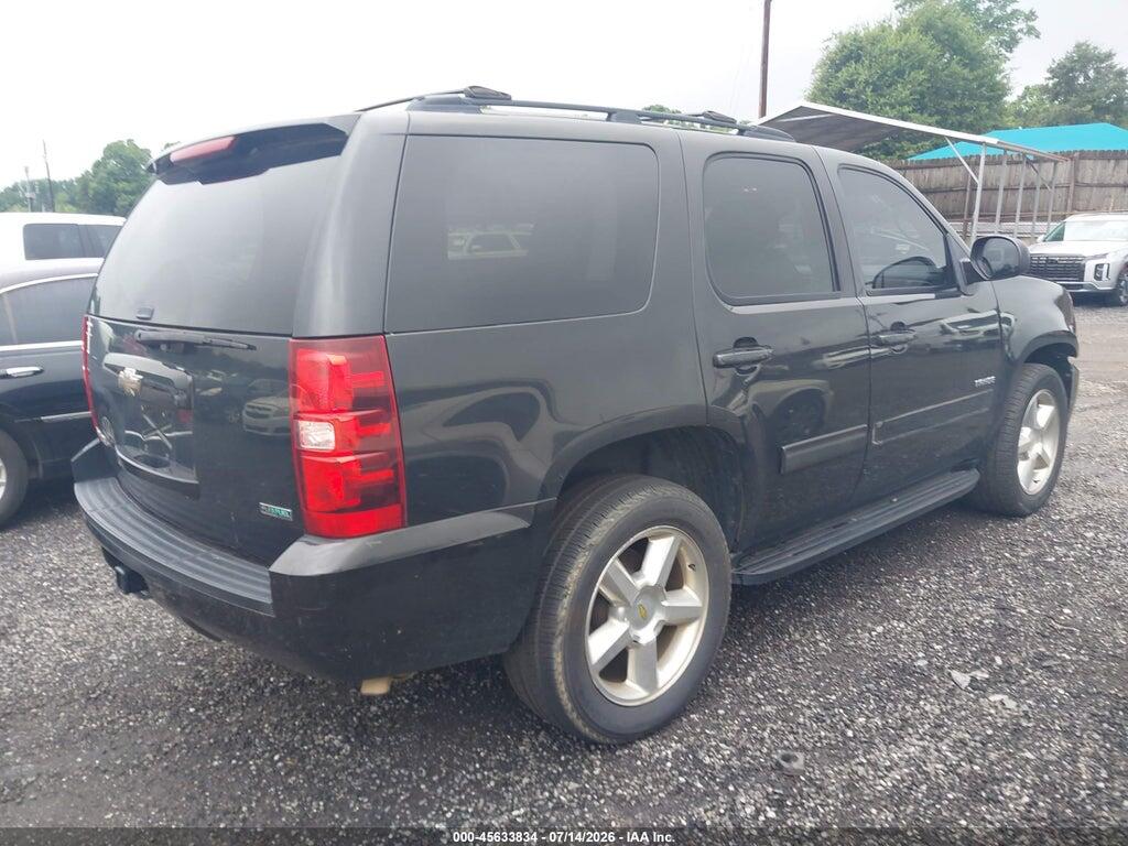 1GNSCAE00BR180147 2011 CHEVROLET TAHOE photo no. 4