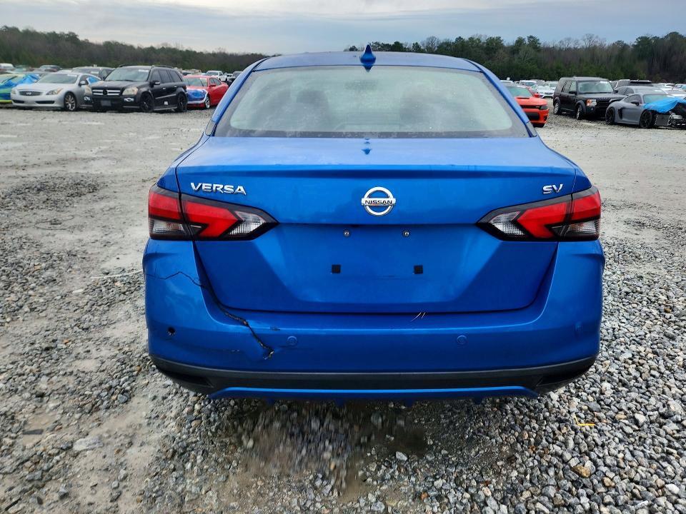 2020 NISSAN VERSA SV — Фото 6 из 12