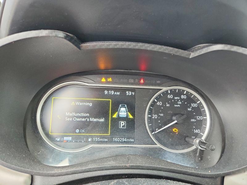 2020 NISSAN VERSA SV — Фото 9 из 12