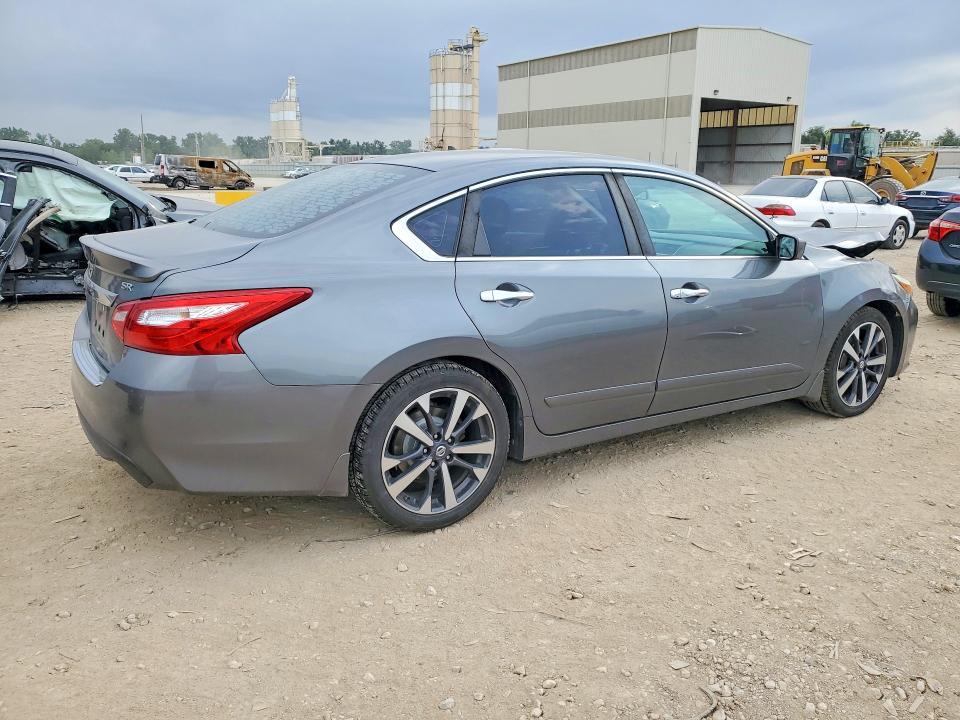 2016 NISSAN ALTIMA 2.5 SR — Фото 3 из 13