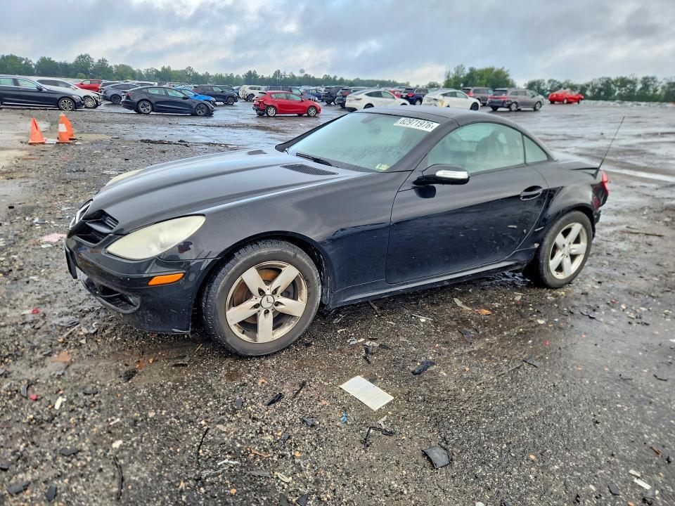2007 MERCEDES-BENZ SLK WDBWK54F17F139155