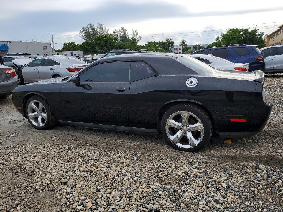 2C3CDYAGXDH642128 2013 DODGE CHALLENGER photo no. 2