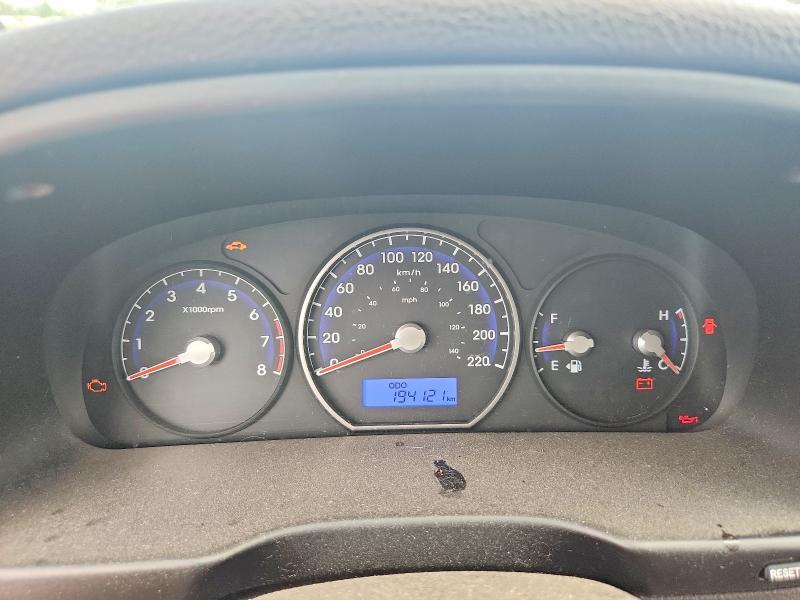 2010 HYUNDAI SANTA FE GLS — Фото 9 из 12