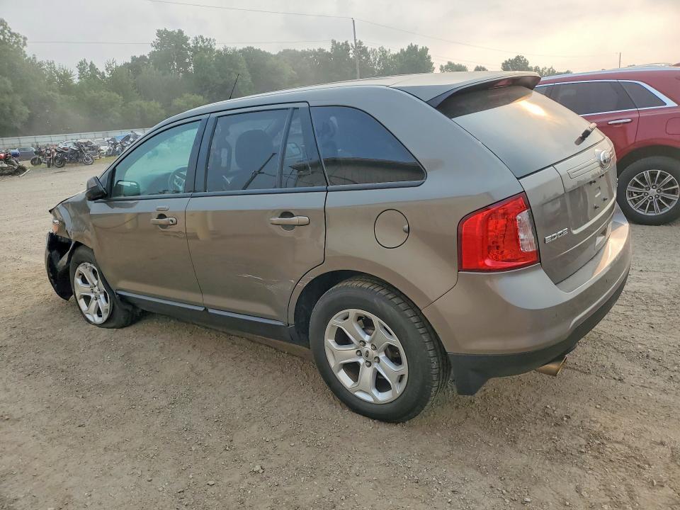 2FMDK4JCXDBC80991 2013 FORD EDGE photo no. 2