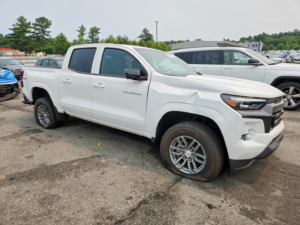 1GCPTCEK4S1226976 2025 CHEVROLET COLORADO photo no. 4