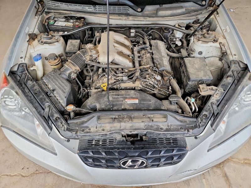 2010 HYUNDAI GENESIS COUPE 3.8L GRAND TOURING — Фото 11 из 12