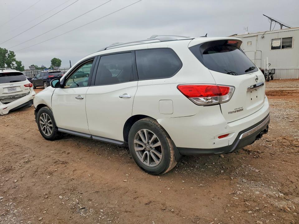 2016 NISSAN PATHFINDER SV — Фото 2 из 14