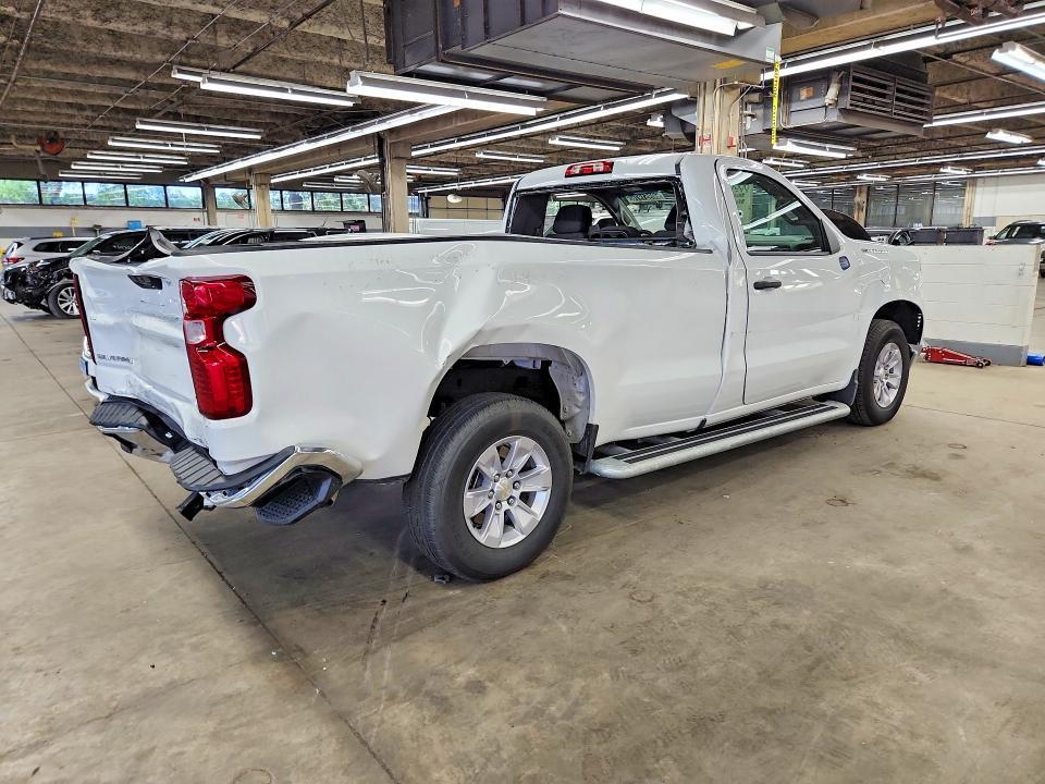 3GCNAAED4SG368586 2025 CHEVROLET SILVERADO photo no. 3