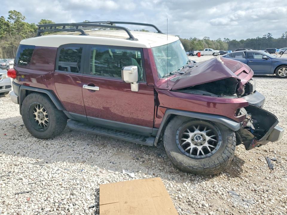 2007 TOYOTA FJ CRUISER BASE — Фото 4 из 13