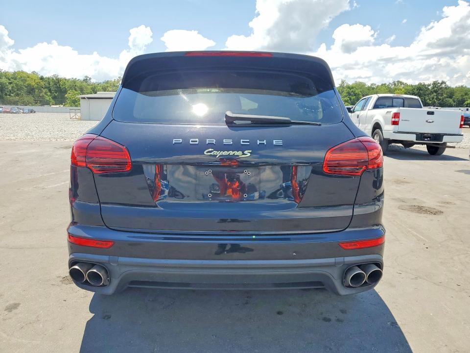2016 PORSCHE CAYENNE SE HYBRID — Фото 6 из 13