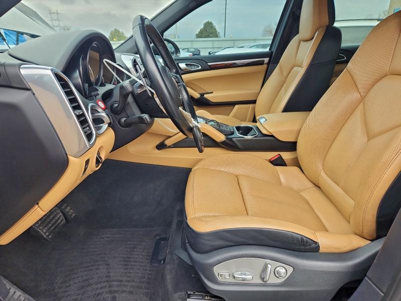 2016 PORSCHE CAYENNE — Фото 7 из 13