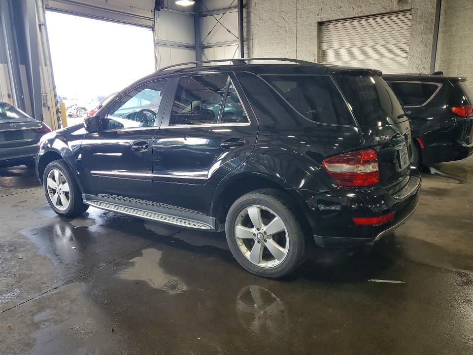 2010 MERCEDES-BENZ ML 350 4MATIC — Фото 2 из 13