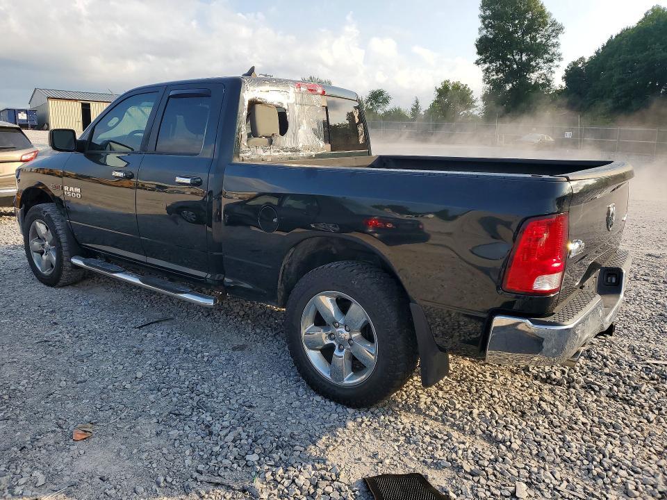 2016 RAM 1500 SLT — Фото 2 из 13
