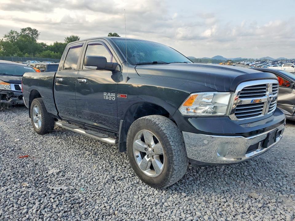 2016 RAM 1500 SLT — Фото 4 из 13