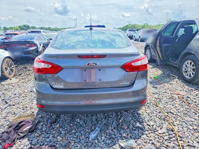 2013 FORD FOCUS SE — Фото 6 из 12
