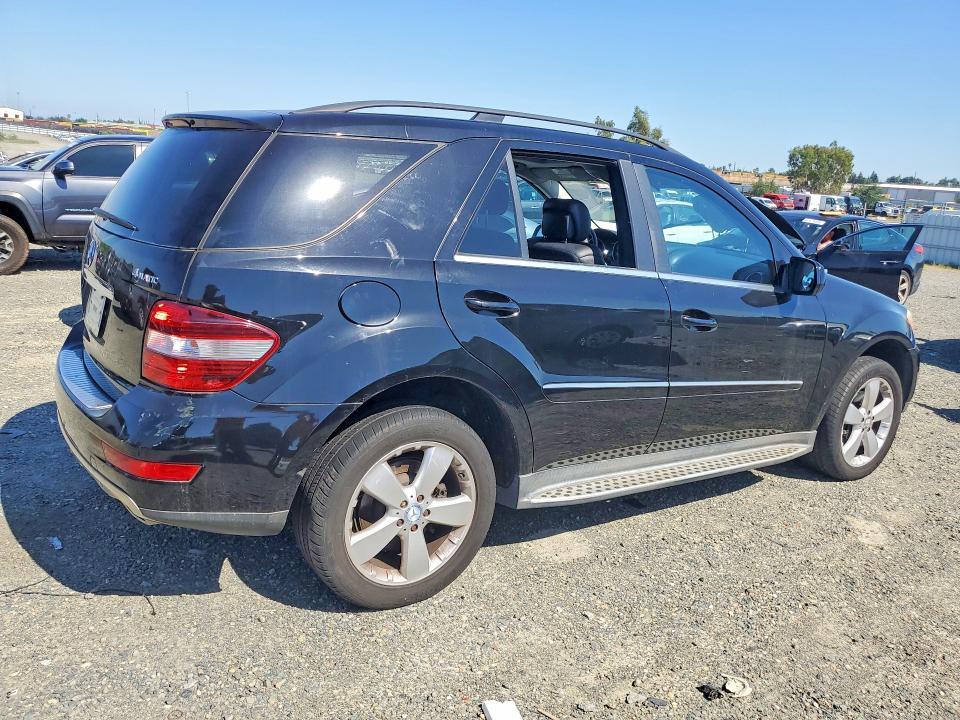 2010 MERCEDES-BENZ M-CLASS — Фото 3 из 13
