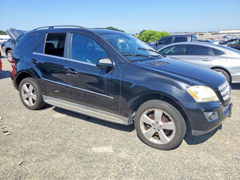 2010 MERCEDES-BENZ M-CLASS — Фото 4 из 13