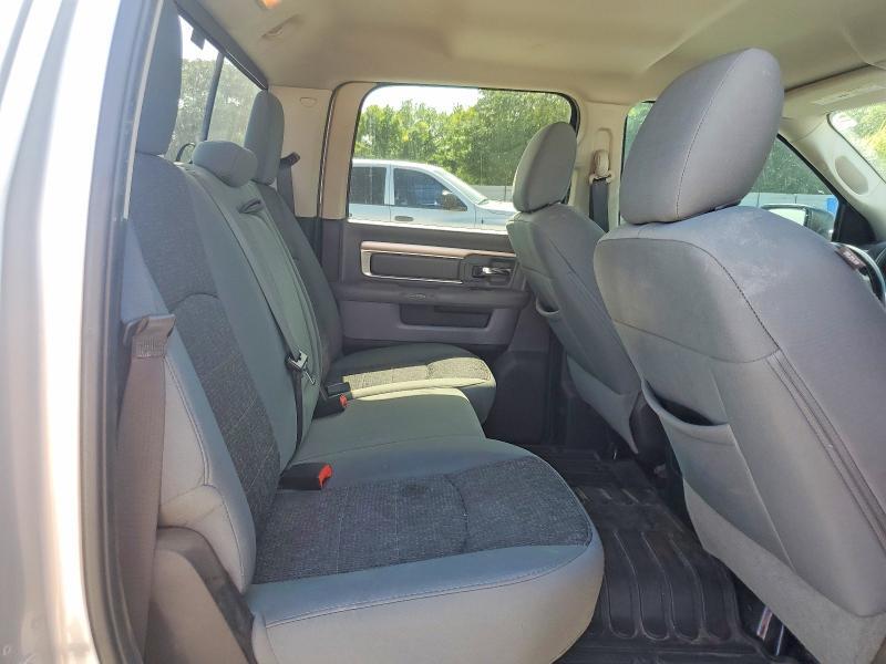 2016 RAM 1500 SLT — Фото 10 из 12