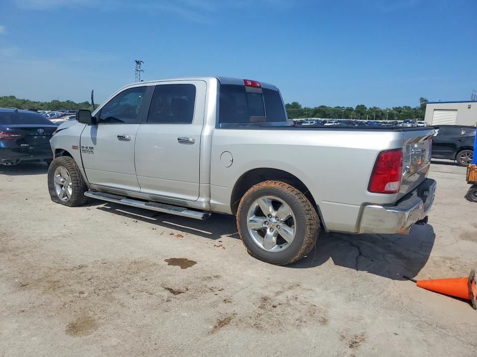 2016 RAM 1500 SLT — Фото 2 из 12