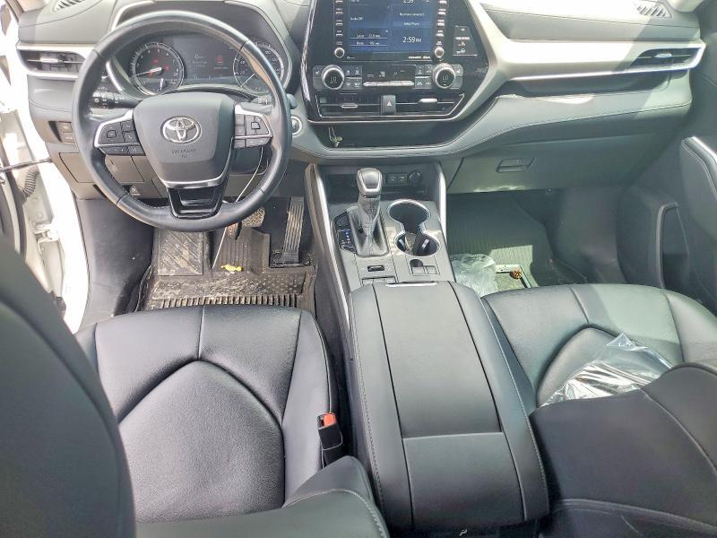 2020 TOYOTA HIGHLANDER XLE — Фото 8 из 13