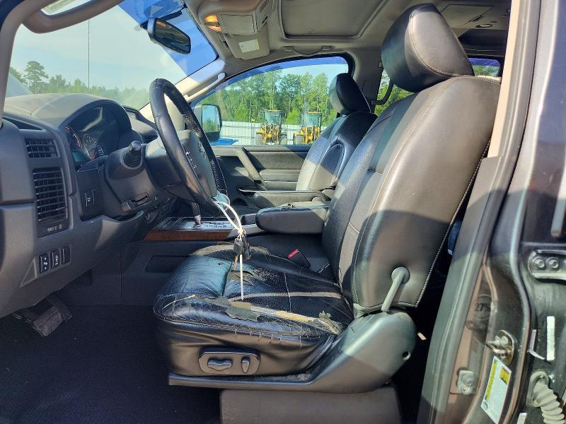 2010 NISSAN TITAN SE — Фото 7 из 12